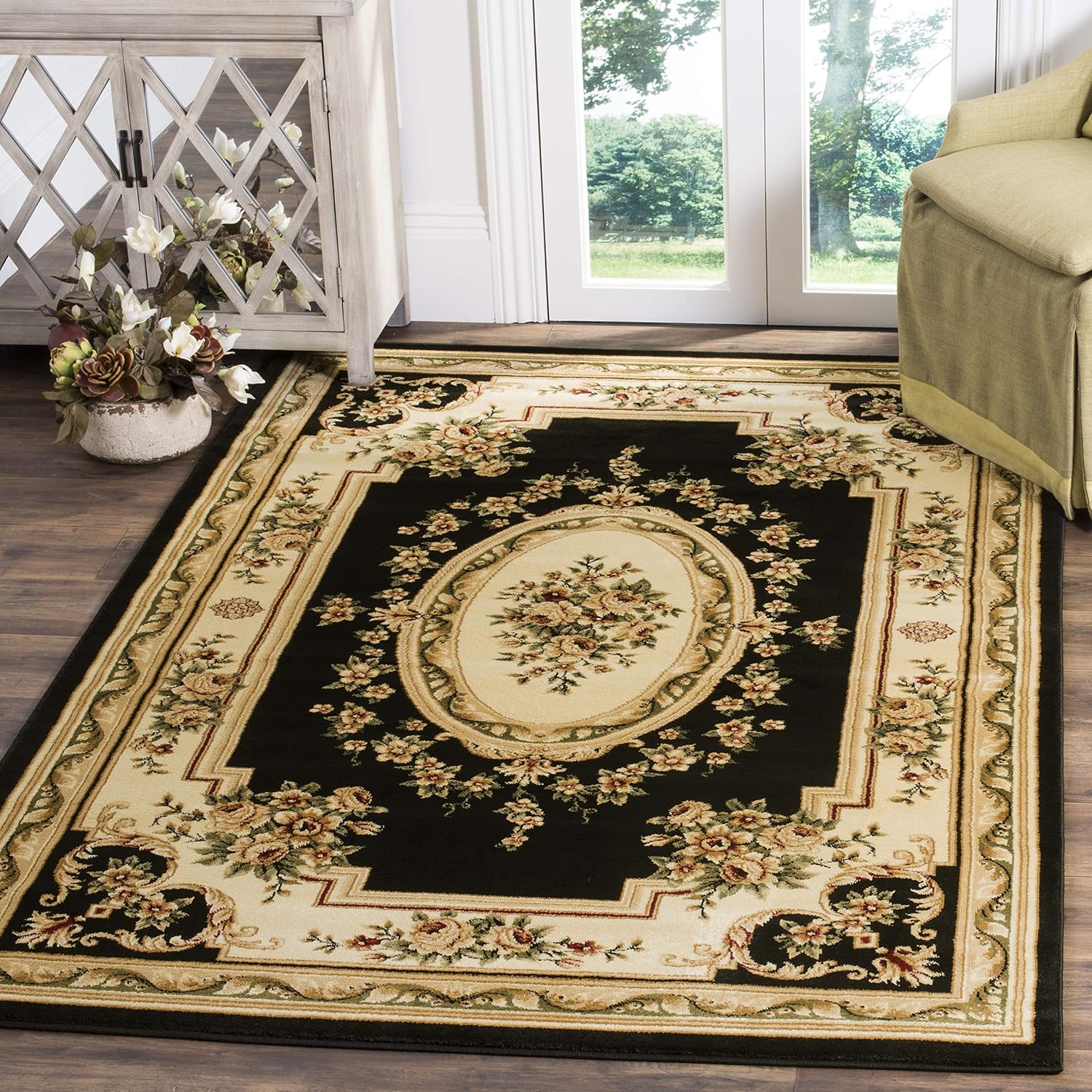 Black Ivory Medallion 3'3"x5'3" Area Rug